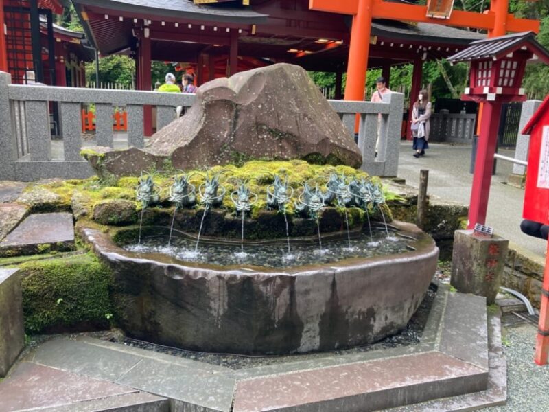 箱根観光後におすすめの極上温泉旅館の露天風呂イメージ
