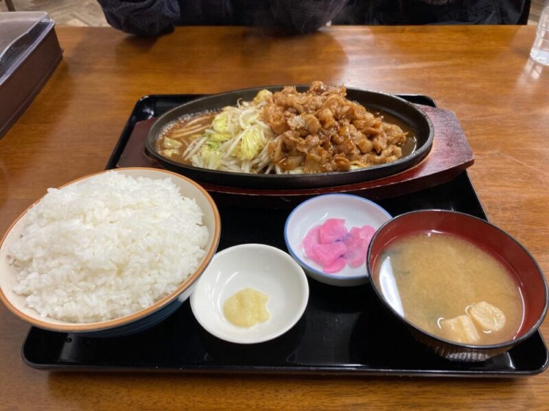 豚肉鉄板焼き定食