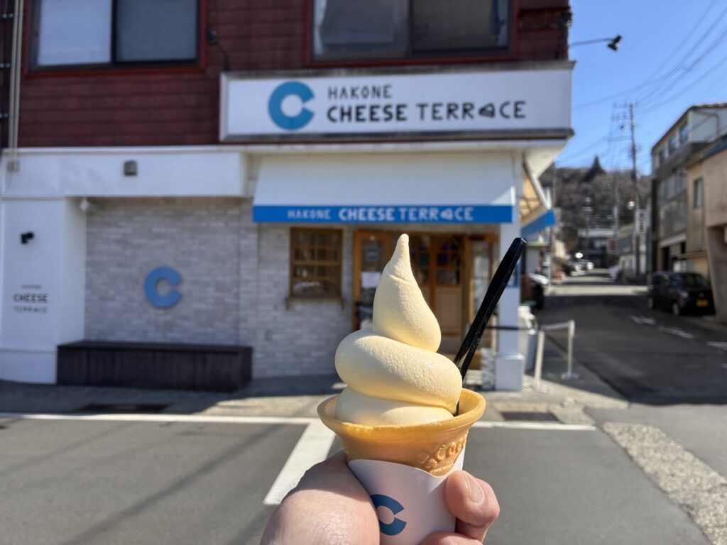 HAKONE CHEESE TERRACEのチーズソフトクリーム