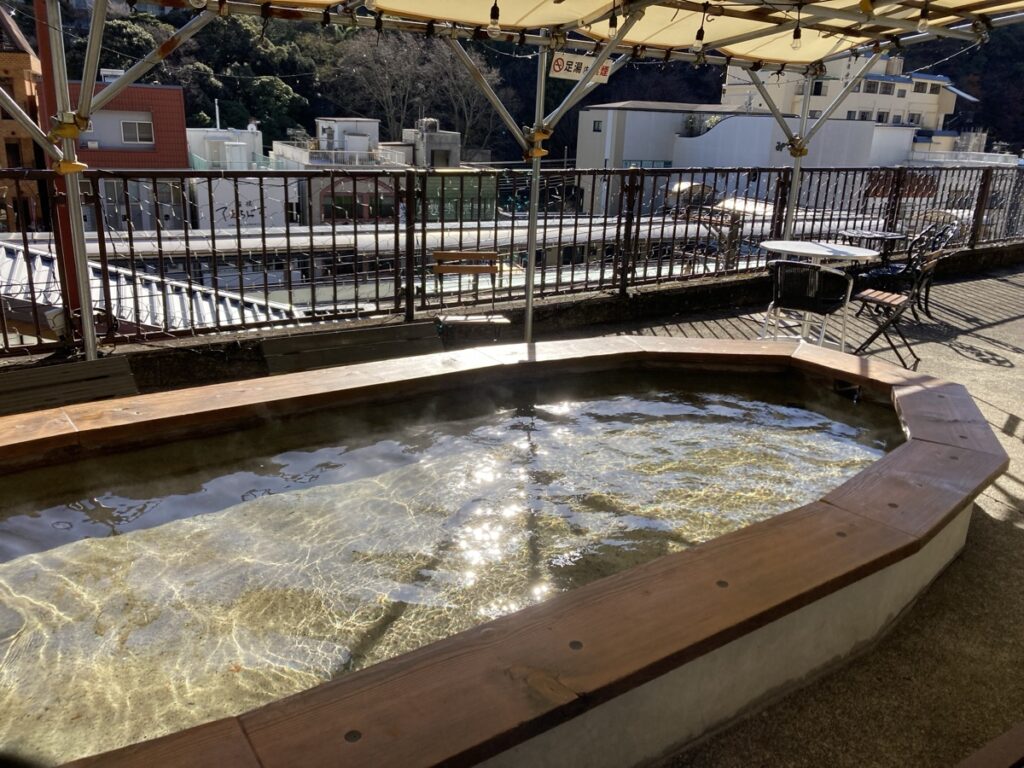 箱根湯本温泉 天成園の客室と滞在イメージ